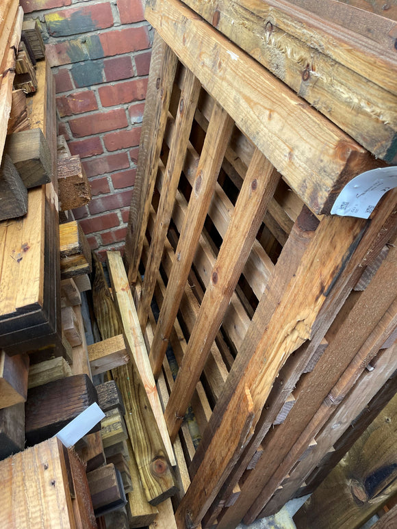 Lower Grade Pallets - Collection only